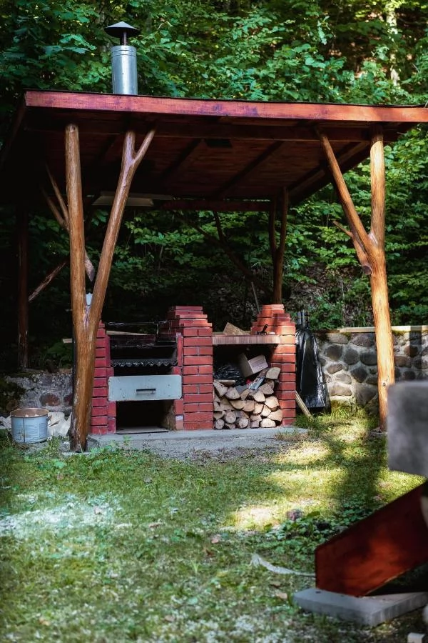 Szováta Szállás | Vendégház (K1452-22) A kép szerzői jogvédelem alatt állhat. Javasolt a kapcsolatfelvétel a jog tulajdonossal. Szováta Szállás | Vendégház (K1452-22) A kép szerzői jogvédelem alatt állhat. Javasolt a kapcsolatfelvétel a jog tulajdonossal.