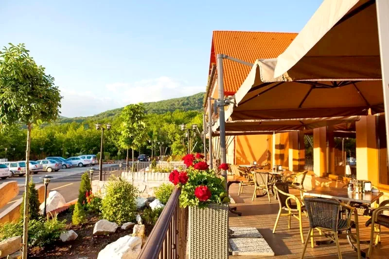 Cazare Sovata - Hotel Bellacya Resort*** | Szováta - Bellacya Resort Hotel***. Imaginea poate fi supusă drepturilor de autor. Se recomandă contactarea titularului drepturilor.