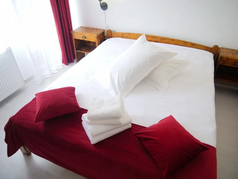 Nagyszeben Szállás | Panzió (K1595-28) A kép szerzői jogvédelem alatt állhat. Javasolt a kapcsolatfelvétel a jog tulajdonossal.