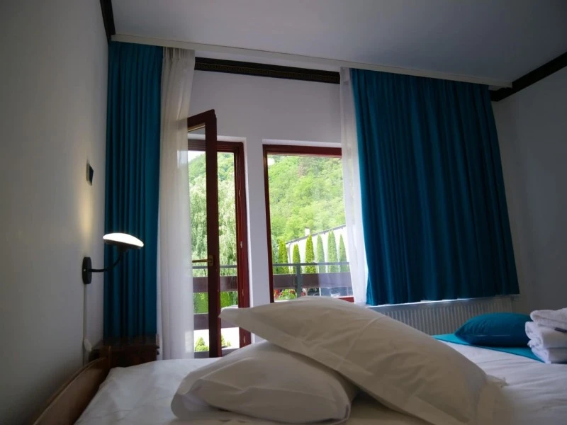 Sibiu Cazare | Pensiune (K1595-33) Imaginea poate fi supusă drepturilor de autor. Se recomandă contactarea titularului drepturilor. Sibiu Cazare | Pensiune (K1595-33) Imaginea poate fi supusă drepturilor de autor. Se recomandă contactarea titularului drepturilor.