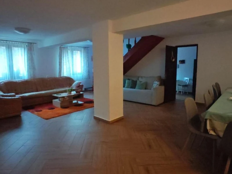 Băile Homorod Cazare | Pensiune (K1596-37) Imaginea poate fi supusă drepturilor de autor. Se recomandă contactarea titularului drepturilor.