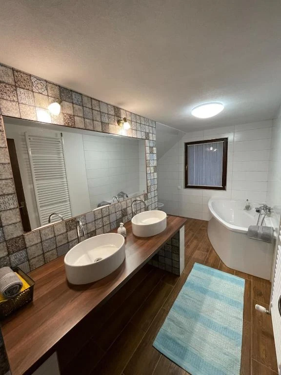 Homoródfürdő Szállás | Panzió (K1596-64) A kép szerzői jogvédelem alatt állhat. Javasolt a kapcsolatfelvétel a jog tulajdonossal.