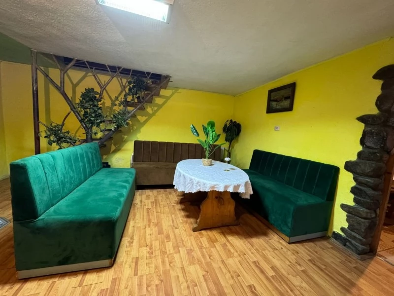 Băile Homorod Cazare | Casă de oaspeți (K0209-22) Imaginea poate fi supusă drepturilor de autor. Se recomandă contactarea titularului drepturilor.