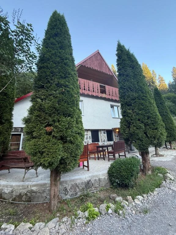 Băile Homorod Cazare | Casă de oaspeți (K0209-40) Imaginea poate fi supusă drepturilor de autor. Se recomandă contactarea titularului drepturilor.