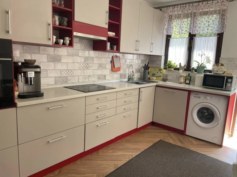 Băile Homorod Cazare | Pensiune (K1596-28) Imaginea poate fi supusă drepturilor de autor. Se recomandă contactarea titularului drepturilor.