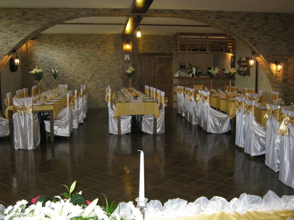 Sibiu Cazare | Pensiune (K1599-5) Imaginea poate fi supusă drepturilor de autor. Se recomandă contactarea titularului drepturilor. Sibiu Cazare | Pensiune (K1599-5) Imaginea poate fi supusă drepturilor de autor. Se recomandă contactarea titularului drepturilor.