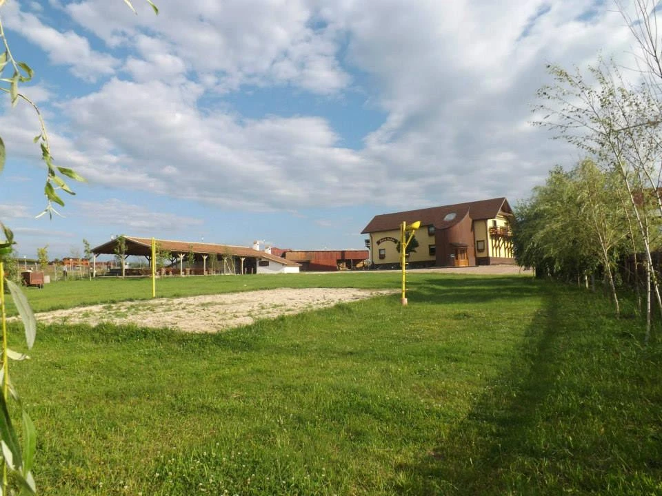 Sibiu Cazare | Pensiune (K1599-22) Imaginea poate fi supusă drepturilor de autor. Se recomandă contactarea titularului drepturilor. Sibiu Cazare | Pensiune (K1599-22) Imaginea poate fi supusă drepturilor de autor. Se recomandă contactarea titularului drepturilor.