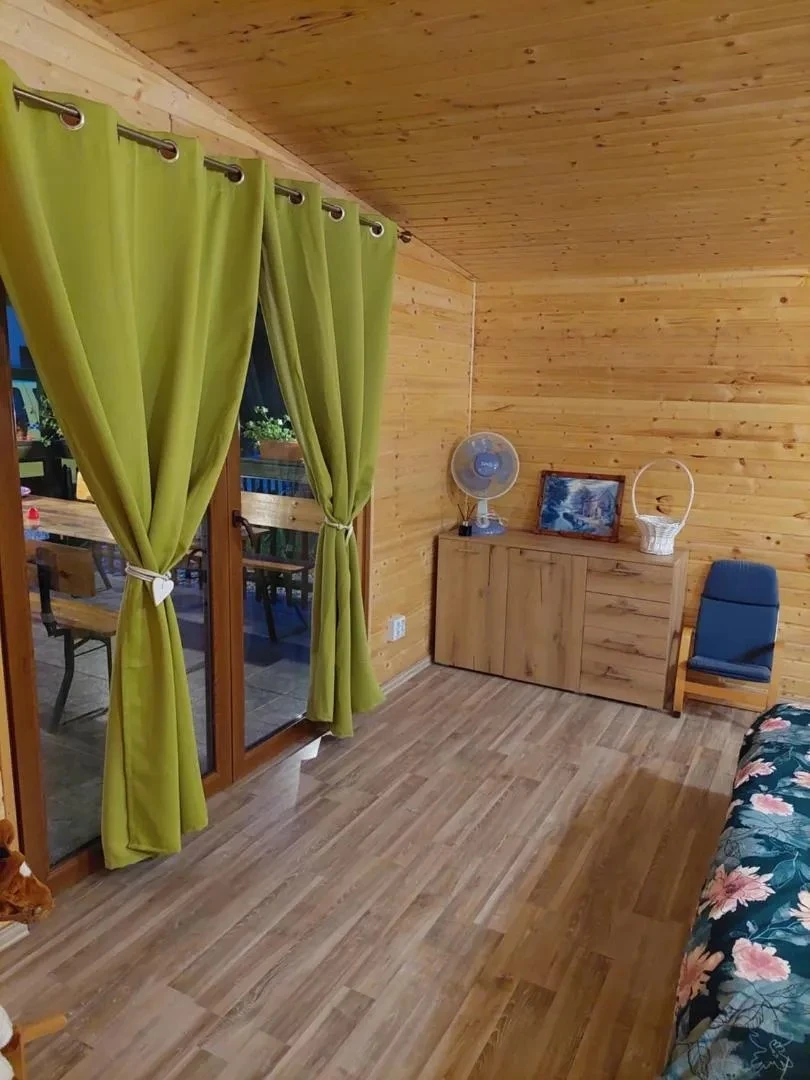 Sibiu Cazare | Pensiune (K1600-6) Imaginea poate fi supusă drepturilor de autor. Se recomandă contactarea titularului drepturilor.