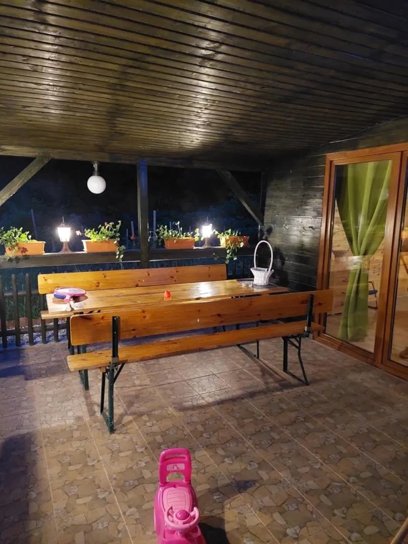 Nagyszeben Szállás | Panzió (K1600-8) A kép szerzői jogvédelem alatt állhat. Javasolt a kapcsolatfelvétel a jog tulajdonossal. Nagyszeben Szállás | Panzió (K1600-8) A kép szerzői jogvédelem alatt állhat. Javasolt a kapcsolatfelvétel a jog tulajdonossal.