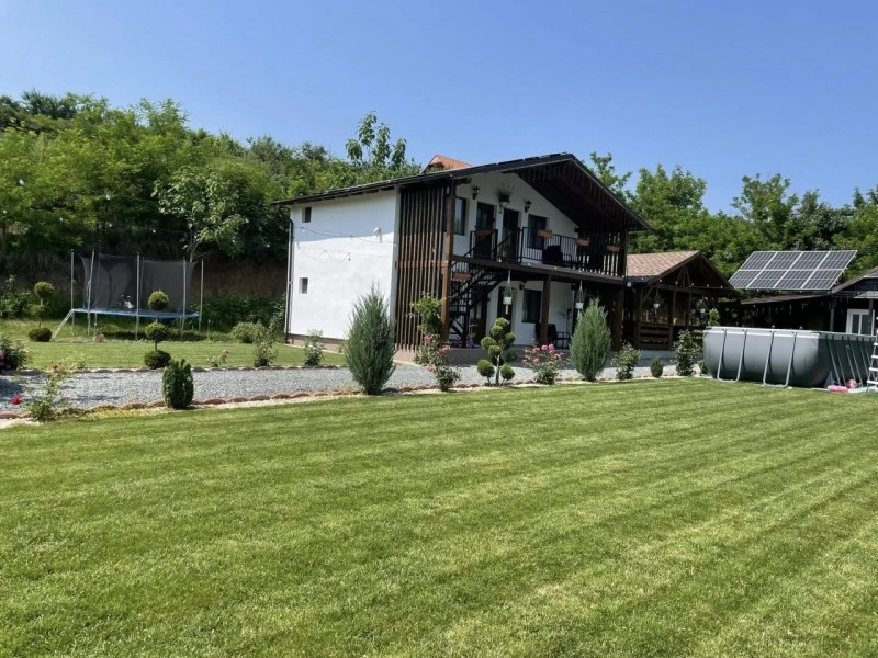 Nagyszeben Szállás | Panzió (K1600-52) A kép szerzői jogvédelem alatt állhat. Javasolt a kapcsolatfelvétel a jog tulajdonossal. Nagyszeben Szállás | Panzió (K1600-52) A kép szerzői jogvédelem alatt állhat. Javasolt a kapcsolatfelvétel a jog tulajdonossal.