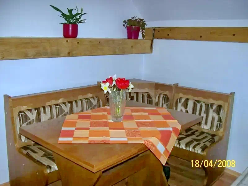 Brassó Szállás | Panzió (K0241-3) A kép szerzői jogvédelem alatt állhat. Javasolt a kapcsolatfelvétel a jog tulajdonossal. Brassó Szállás | Panzió (K0241-3) A kép szerzői jogvédelem alatt állhat. Javasolt a kapcsolatfelvétel a jog tulajdonossal.