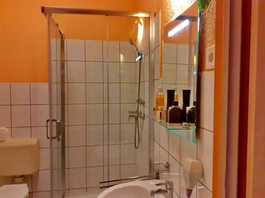 Miskolc Szállás | Apartmanház (K0666-18) A kép szerzői jogvédelem alatt állhat. Javasolt a kapcsolatfelvétel a jog tulajdonossal.