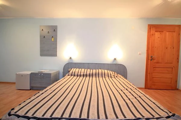 Băile Herculane Cazare | Pensiune (K0544-38) Imaginea poate fi supusă drepturilor de autor. Se recomandă contactarea titularului drepturilor.