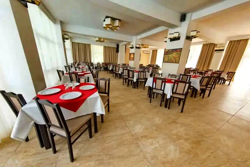 Băile Herculane Cazare | Hotel*** (K0870-9) Imaginea poate fi supusă drepturilor de autor. Se recomandă contactarea titularului drepturilor.