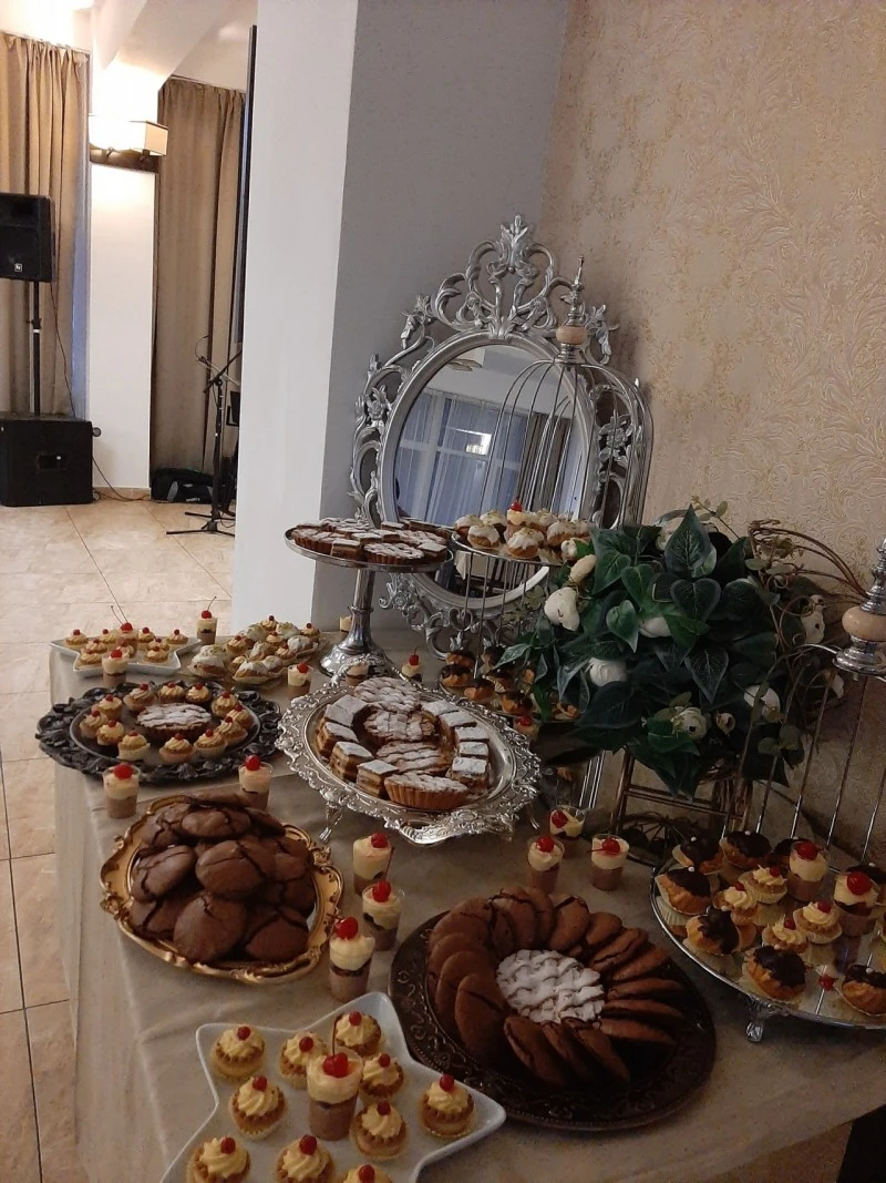 Băile Herculane Cazare | Hotel*** (K0870-12) Imaginea poate fi supusă drepturilor de autor. Se recomandă contactarea titularului drepturilor.