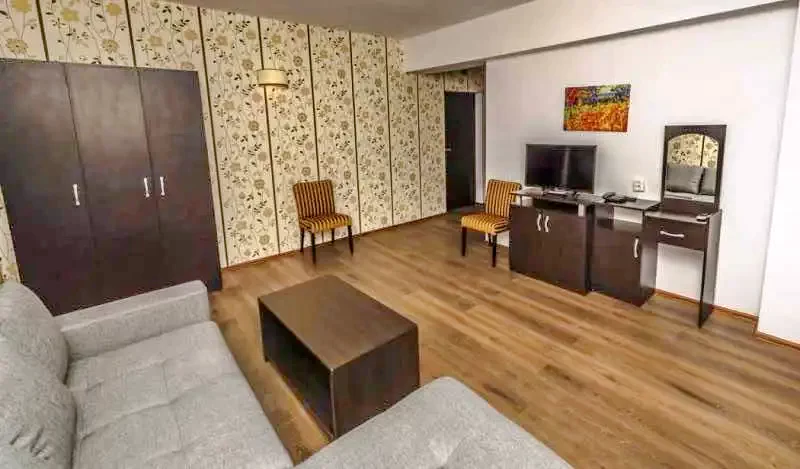 Băile Herculane Cazare | Hotel*** (K0870-22) Imaginea poate fi supusă drepturilor de autor. Se recomandă contactarea titularului drepturilor.