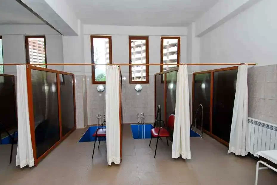 Băile Herculane Cazare | Hotel*** (K0870-35) Imaginea poate fi supusă drepturilor de autor. Se recomandă contactarea titularului drepturilor.