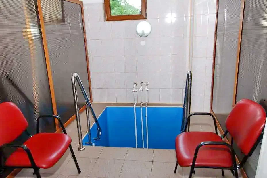 Băile Herculane Cazare | Hotel*** (K0870-36) Imaginea poate fi supusă drepturilor de autor. Se recomandă contactarea titularului drepturilor.