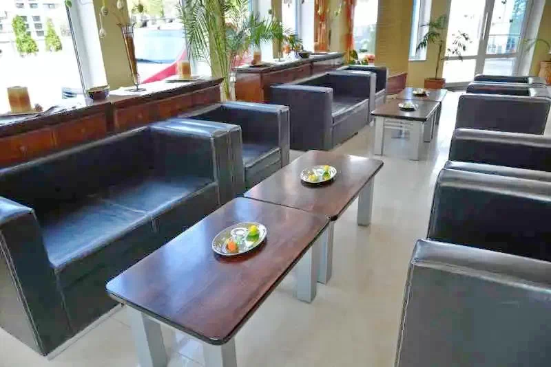 Băile Herculane Cazare | Hotel*** (K0871-27) Imaginea poate fi supusă drepturilor de autor. Se recomandă contactarea titularului drepturilor. Băile Herculane Cazare | Hotel*** (K0871-27) Imaginea poate fi supusă drepturilor de autor. Se recomandă contactarea titularului drepturilor.