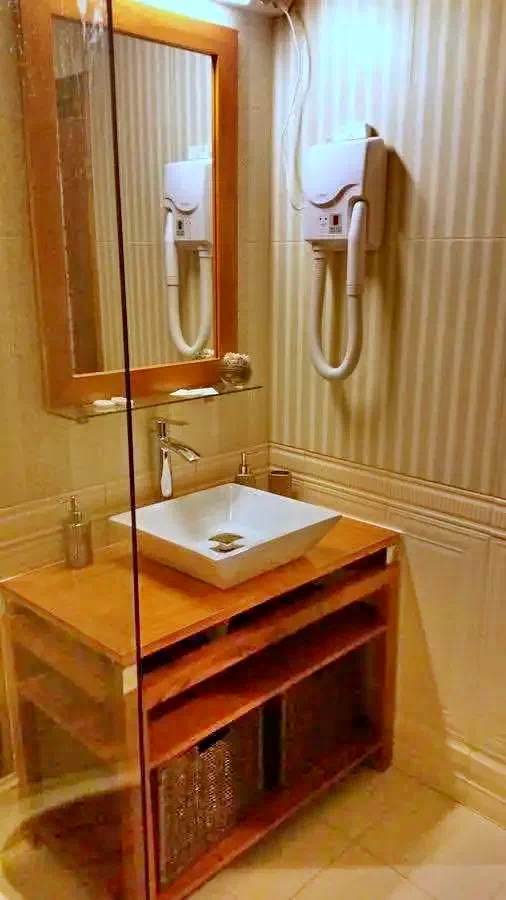 Băile Herculane Cazare | Hotel*** (K0871-37) Imaginea poate fi supusă drepturilor de autor. Se recomandă contactarea titularului drepturilor. Băile Herculane Cazare | Hotel*** (K0871-37) Imaginea poate fi supusă drepturilor de autor. Se recomandă contactarea titularului drepturilor.