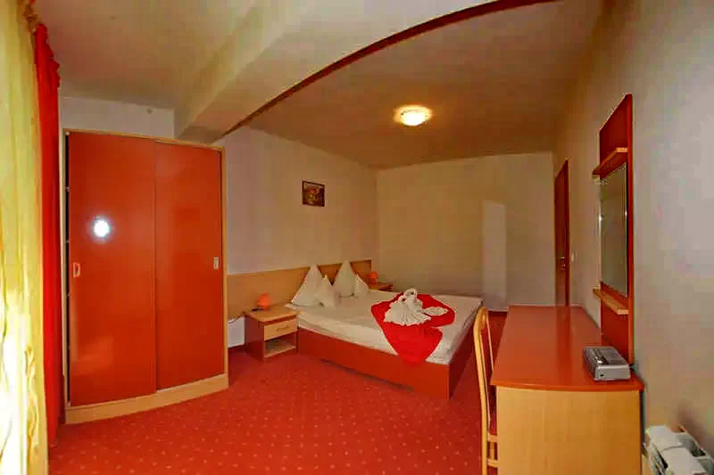 Szállás Băile Herculane - Hotel International *** | Herkulesfürdő - International Hotel ***. A kép szerzői jogvédelem alatt állhat. Javasolt a kapcsolatfelvétel a jog tulajdonossal.