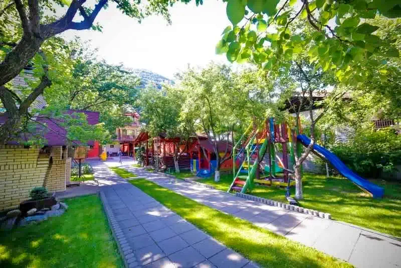 Herkulesfürdő Szállás | Panzió (K0880-35) A kép szerzői jogvédelem alatt állhat. Javasolt a kapcsolatfelvétel a jog tulajdonossal. Herkulesfürdő Szállás | Panzió (K0880-35) A kép szerzői jogvédelem alatt állhat. Javasolt a kapcsolatfelvétel a jog tulajdonossal.