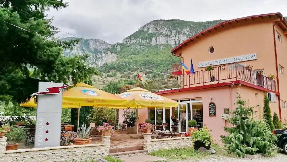 Băile Herculane Cazare | Pensiune (K0883-30) Imaginea poate fi supusă drepturilor de autor. Se recomandă contactarea titularului drepturilor.