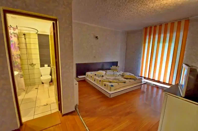 Băile Herculane Cazare | Pensiune (K0894-15) Imaginea poate fi supusă drepturilor de autor. Se recomandă contactarea titularului drepturilor. Băile Herculane Cazare | Pensiune (K0894-15) Imaginea poate fi supusă drepturilor de autor. Se recomandă contactarea titularului drepturilor.