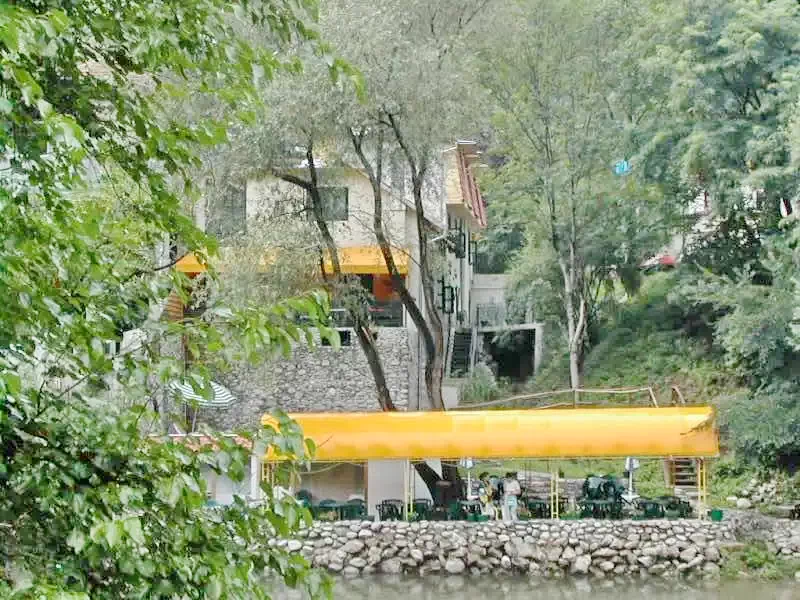 Băile Herculane Cazare | Pensiune (K0895-29) Imaginea poate fi supusă drepturilor de autor. Se recomandă contactarea titularului drepturilor.