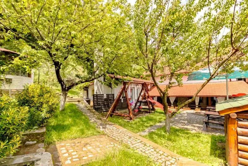 Băile Herculane Cazare | Pensiune (K0896-45) Imaginea poate fi supusă drepturilor de autor. Se recomandă contactarea titularului drepturilor. Băile Herculane Cazare | Pensiune (K0896-45) Imaginea poate fi supusă drepturilor de autor. Se recomandă contactarea titularului drepturilor.