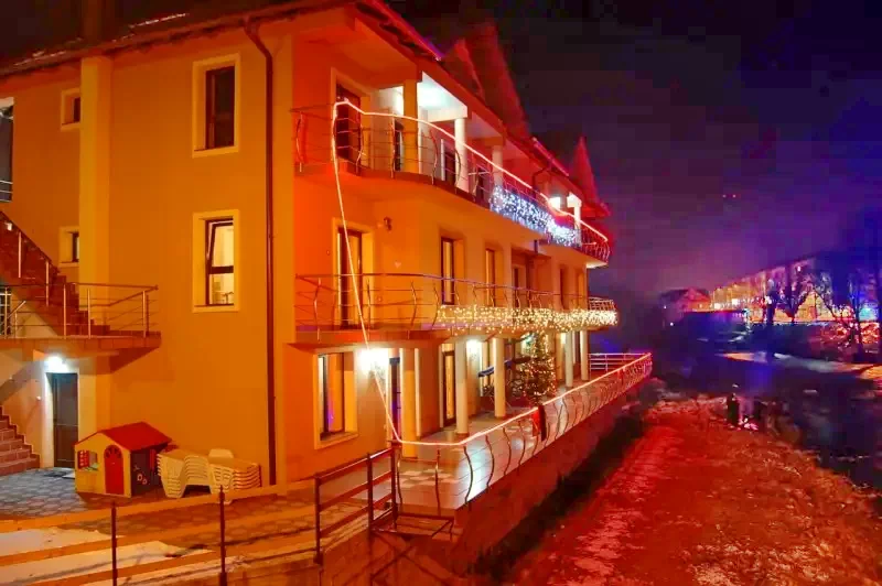 Băile Herculane Cazare | Pensiune (K1397-5) Imaginea poate fi supusă drepturilor de autor. Se recomandă contactarea titularului drepturilor.