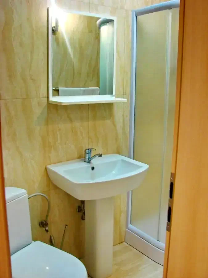 Băile Herculane Cazare | Pensiune (K1397-20) Imaginea poate fi supusă drepturilor de autor. Se recomandă contactarea titularului drepturilor.