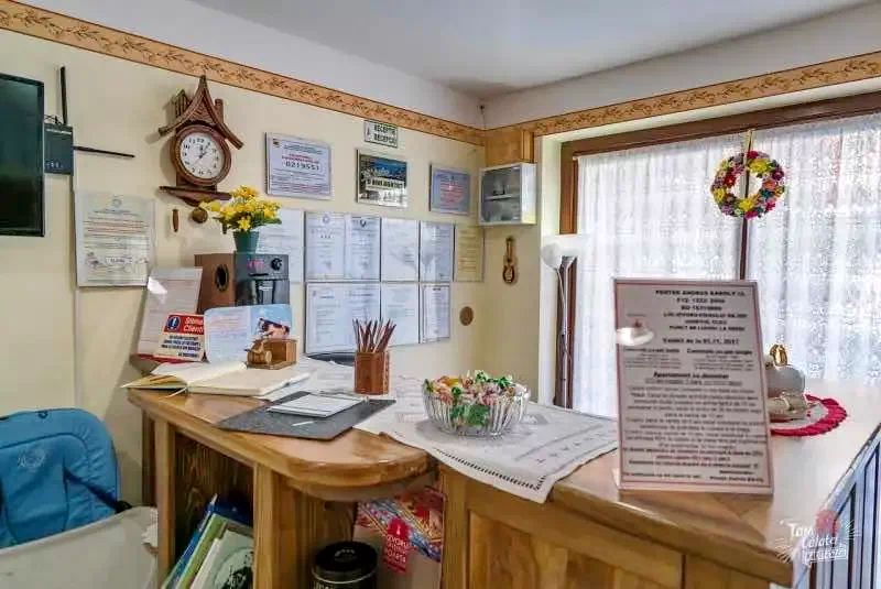 Izvoru Crișului Cazare | Casă de oaspeți (K0988-12) Imaginea poate fi supusă drepturilor de autor. Se recomandă contactarea titularului drepturilor. Izvoru Crișului Cazare | Casă de oaspeți (K0988-12) Imaginea poate fi supusă drepturilor de autor. Se recomandă contactarea titularului drepturilor.