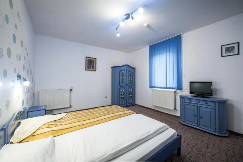 Sepsiszentgyörgy Szállás | Hotel*** (K1569-33) A kép szerzői jogvédelem alatt állhat. Javasolt a kapcsolatfelvétel a jog tulajdonossal.