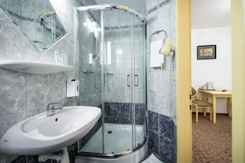 Sepsiszentgyörgy Szállás | Hotel*** (K1569-41) A kép szerzői jogvédelem alatt állhat. Javasolt a kapcsolatfelvétel a jog tulajdonossal.