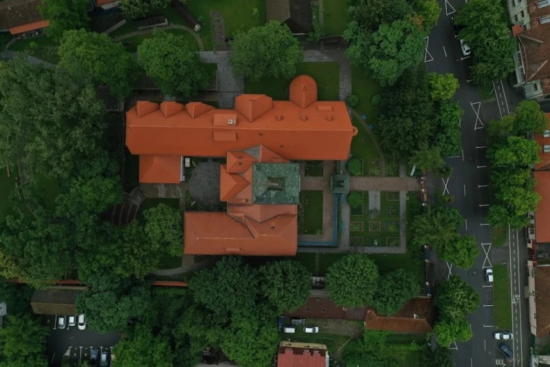 Sfântu Gheorghe Cazare | Hotel*** (K1569-61) Imaginea poate fi supusă drepturilor de autor. Se recomandă contactarea titularului drepturilor.