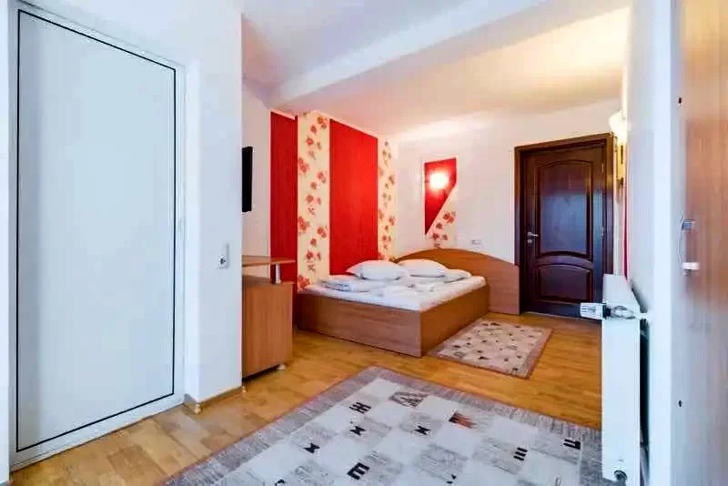 Bran Cazare | Vilă (K0322-16) Imaginea poate fi supusă drepturilor de autor. Se recomandă contactarea titularului drepturilor.