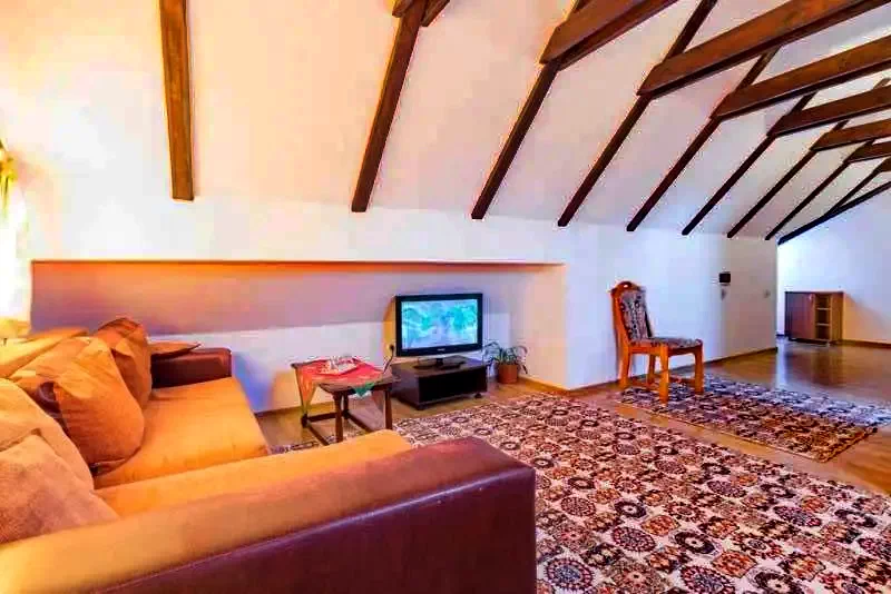 Szállás Bran - Pensiunea Dor de Munte** | Törcsvár - Dor de Munte Panzió** (Vila Vlad). A kép szerzői jogvédelem alatt állhat. Javasolt a kapcsolatfelvétel a jog tulajdonossal.