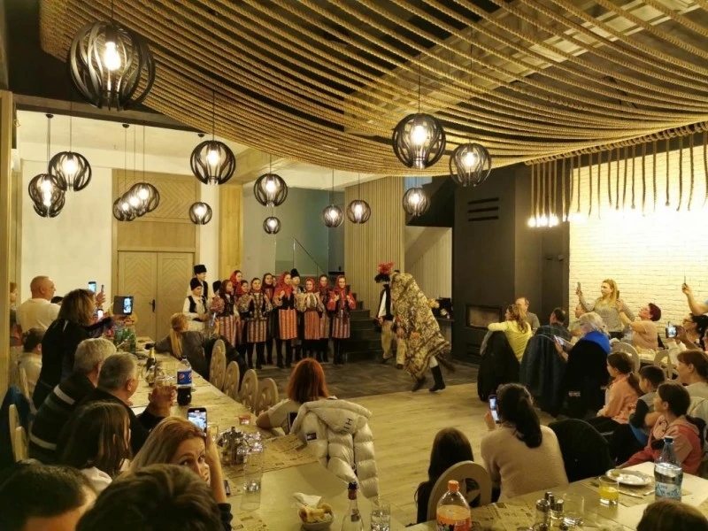 Bran Cazare | Pensiune (K1572-60) Imaginea poate fi supusă drepturilor de autor. Se recomandă contactarea titularului drepturilor.