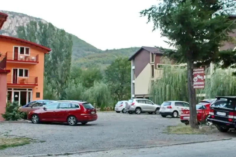 Băile Herculane Cazare | Pensiune (K0883-27) Imaginea poate fi supusă drepturilor de autor. Se recomandă contactarea titularului drepturilor. Băile Herculane Cazare | Pensiune (K0883-27) Imaginea poate fi supusă drepturilor de autor. Se recomandă contactarea titularului drepturilor.