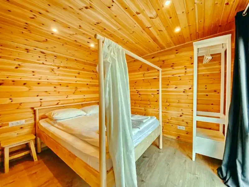 Kézdivásárhely Szállás | Kulcsosház (K1413-12) A kép szerzői jogvédelem alatt állhat. Javasolt a kapcsolatfelvétel a jog tulajdonossal. Kézdivásárhely Szállás | Kulcsosház (K1413-12) A kép szerzői jogvédelem alatt állhat. Javasolt a kapcsolatfelvétel a jog tulajdonossal.