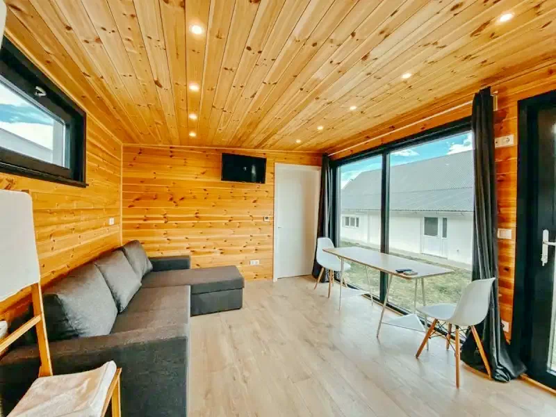 Kézdivásárhely Szállás | Kulcsosház (K1413-22) A kép szerzői jogvédelem alatt állhat. Javasolt a kapcsolatfelvétel a jog tulajdonossal. Kézdivásárhely Szállás | Kulcsosház (K1413-22) A kép szerzői jogvédelem alatt állhat. Javasolt a kapcsolatfelvétel a jog tulajdonossal.