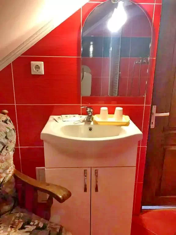 Korond Szállás | Panzió (K0144-37) A kép szerzői jogvédelem alatt állhat. Javasolt a kapcsolatfelvétel a jog tulajdonossal.