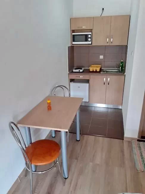 Corund Cazare | Cabană (K0638-13) Imaginea poate fi supusă drepturilor de autor. Se recomandă contactarea titularului drepturilor. Corund Cazare | Cabană (K0638-13) Imaginea poate fi supusă drepturilor de autor. Se recomandă contactarea titularului drepturilor.