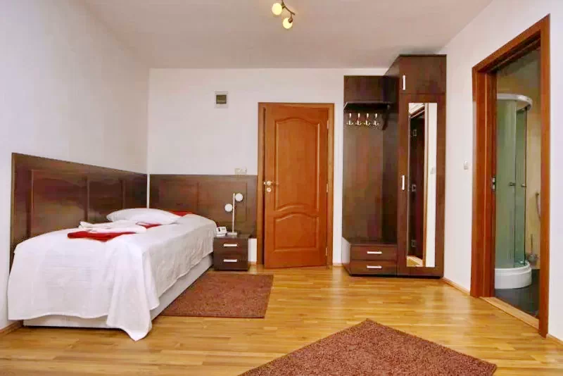 Târgu Secuiesc Cazare | Pensiune (K1427-35) Imaginea poate fi supusă drepturilor de autor. Se recomandă contactarea titularului drepturilor. Târgu Secuiesc Cazare | Pensiune (K1427-35) Imaginea poate fi supusă drepturilor de autor. Se recomandă contactarea titularului drepturilor.