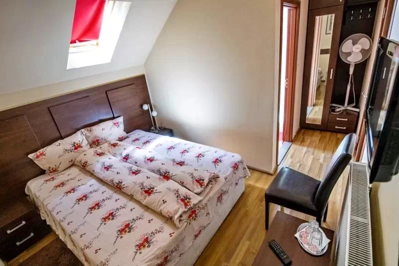 Târgu Secuiesc Cazare | Pensiune (K1427-46) Imaginea poate fi supusă drepturilor de autor. Se recomandă contactarea titularului drepturilor. Târgu Secuiesc Cazare | Pensiune (K1427-46) Imaginea poate fi supusă drepturilor de autor. Se recomandă contactarea titularului drepturilor.