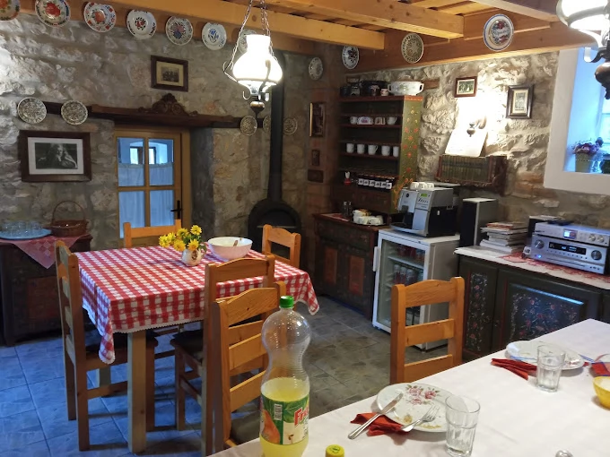 Torockó Szállás | Panzió (K0547-10) A kép szerzői jogvédelem alatt állhat. Javasolt a kapcsolatfelvétel a jog tulajdonossal. Torockó Szállás | Panzió (K0547-10) A kép szerzői jogvédelem alatt állhat. Javasolt a kapcsolatfelvétel a jog tulajdonossal.