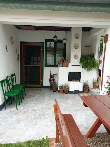 Torockó Szállás | Panzió (K0547-12) A kép szerzői jogvédelem alatt állhat. Javasolt a kapcsolatfelvétel a jog tulajdonossal. Torockó Szállás | Panzió (K0547-12) A kép szerzői jogvédelem alatt állhat. Javasolt a kapcsolatfelvétel a jog tulajdonossal.