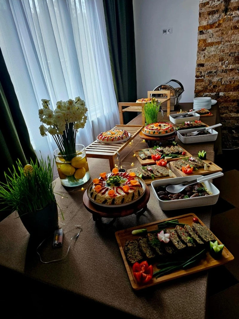 Brassó Szállás | Panzió (K1593-6) A kép szerzői jogvédelem alatt állhat. Javasolt a kapcsolatfelvétel a jog tulajdonossal.