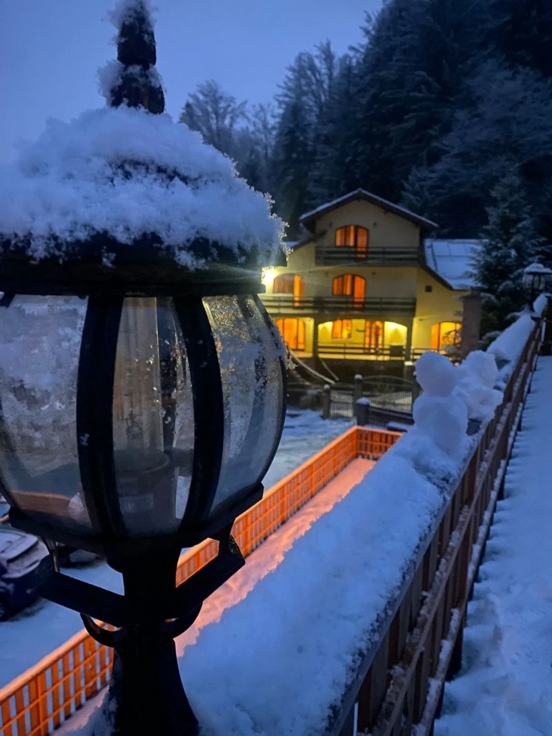 Brassó Szállás | Panzió (K1593-39) A kép szerzői jogvédelem alatt állhat. Javasolt a kapcsolatfelvétel a jog tulajdonossal.